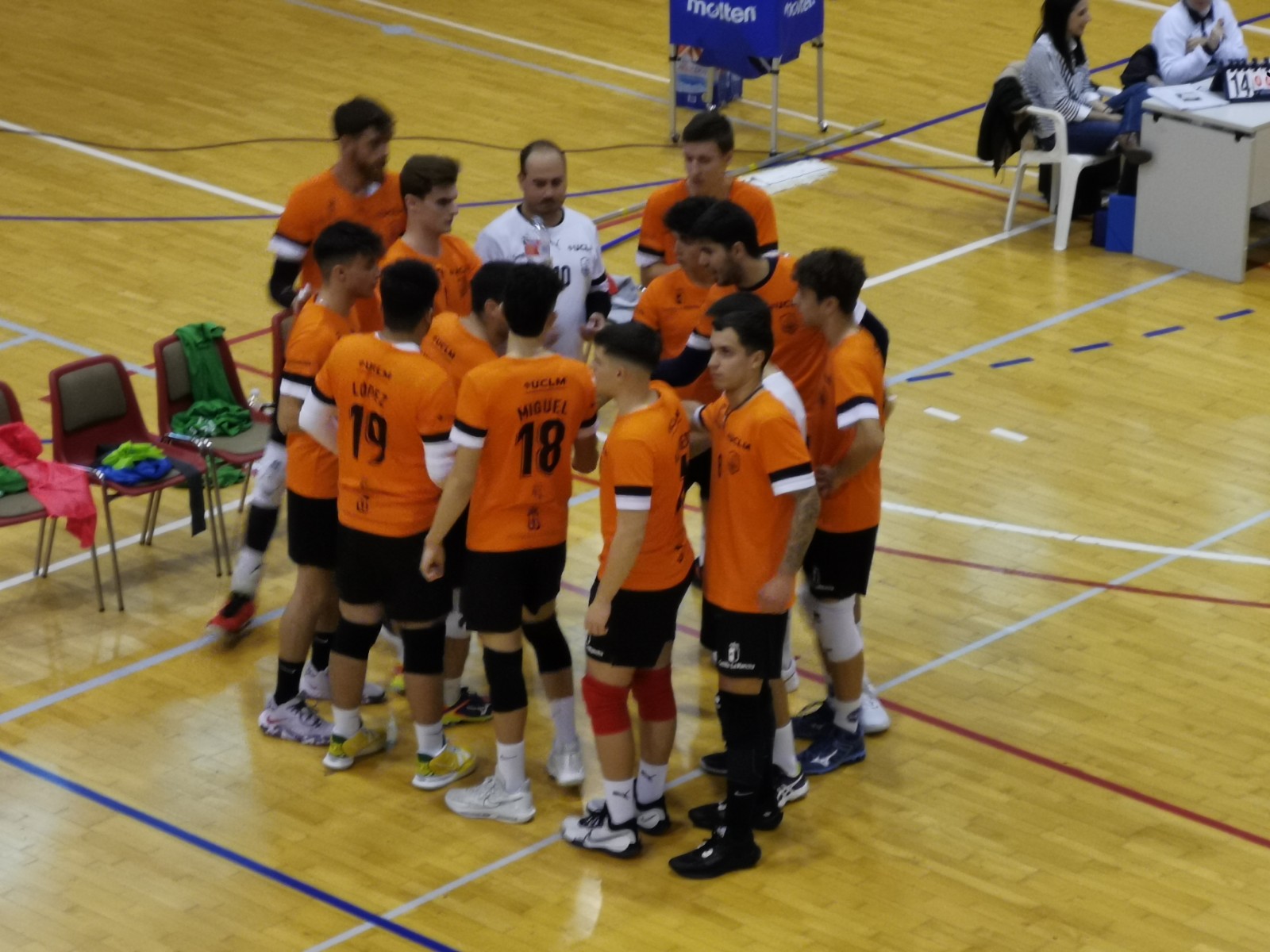 UN CV CUENCA DE MENOS A MÁS CAE EN CASA DEL LÍDER (3-0)